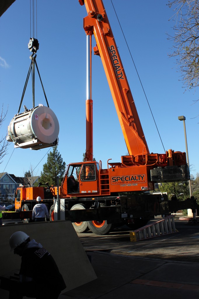 MRI carried by crane BEST