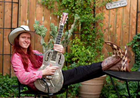 Australian swamp blues/rock musician “8 Ball” Aitken