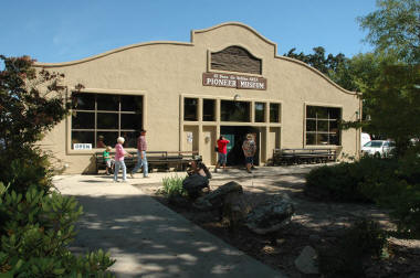 2010_Pioneer_Museum_21_small