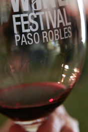 110606_VERT_glasscloseupweb