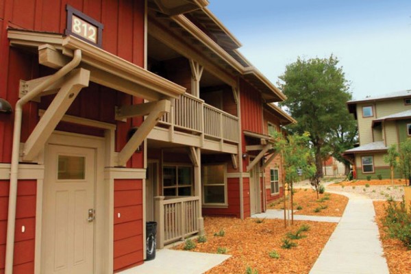 New-Oak-Park-housing-project