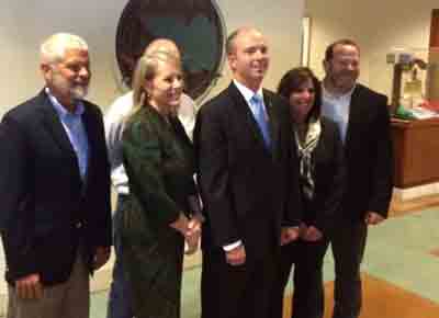 Dan Dow sworn in to office