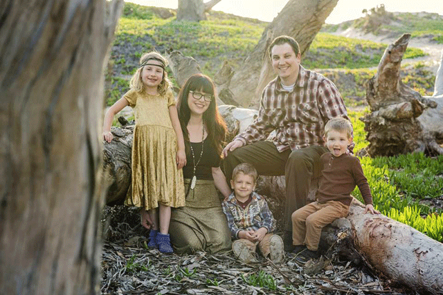 The Hoetker family of Paso Robles. Photo courtesy of Weston Neuschafer Photography