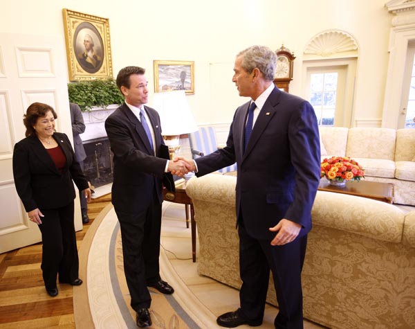 Shawn Black and his wife meet former president Bush. Courtesy photo.