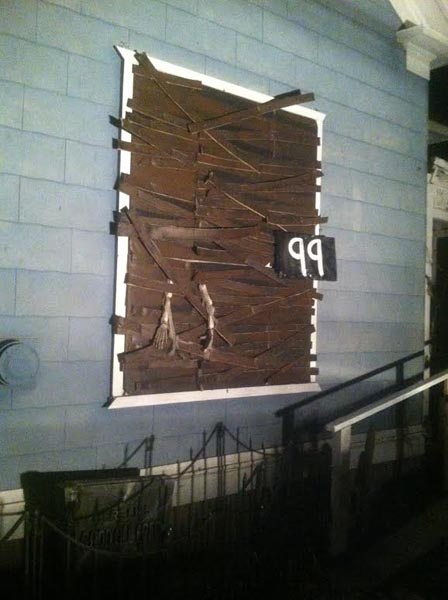 boarded up windows at nightmare on main street templeton
