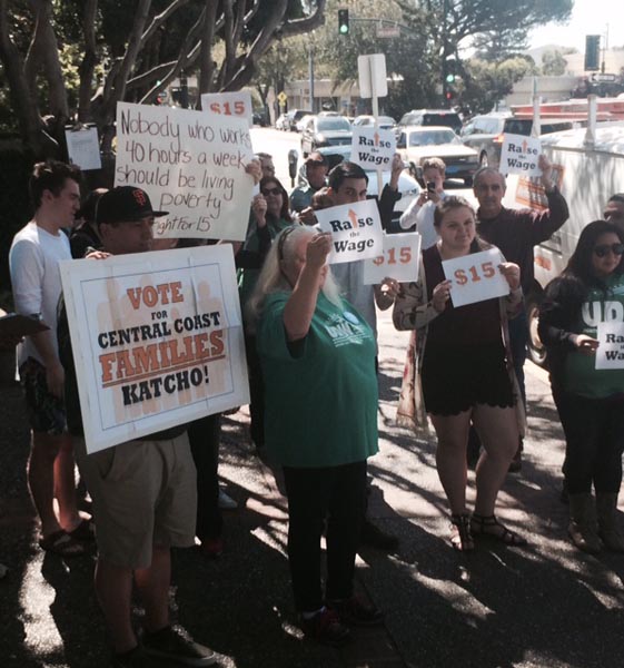 Photo by Dick Mason.