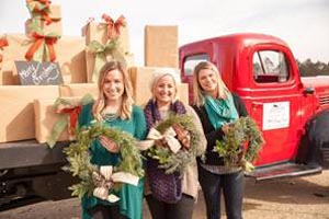 From left to right. Rachel Metzger, Danielle Taber, and Rachel Rankey.