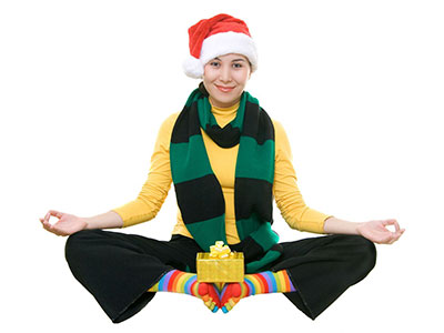 yoga-lady-with-santa-hat