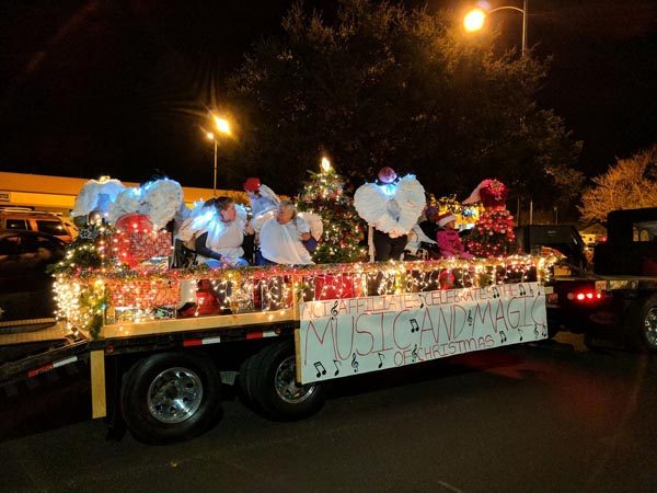 holiday-parade-paso-robles