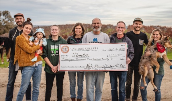 castoro donates templeton band