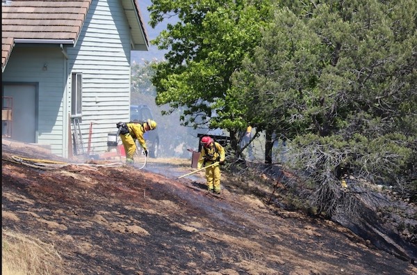 Fire ignites behind residences in Atascadero - Paso Robles Daily News