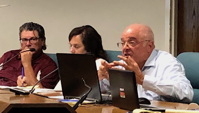 School board votes against forming committee to inspect district spending