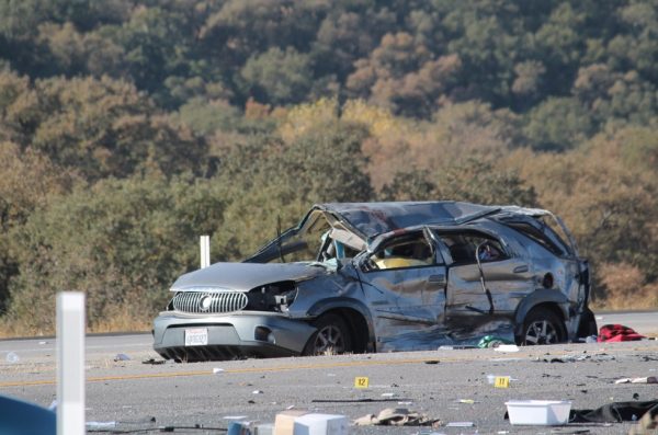 One confirmed dead in Highway 46 rollover collision