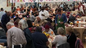 Thanksgiving for Paso Robles serves up more than 1,000 free dinners