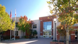 city hall closes for Covd-19
