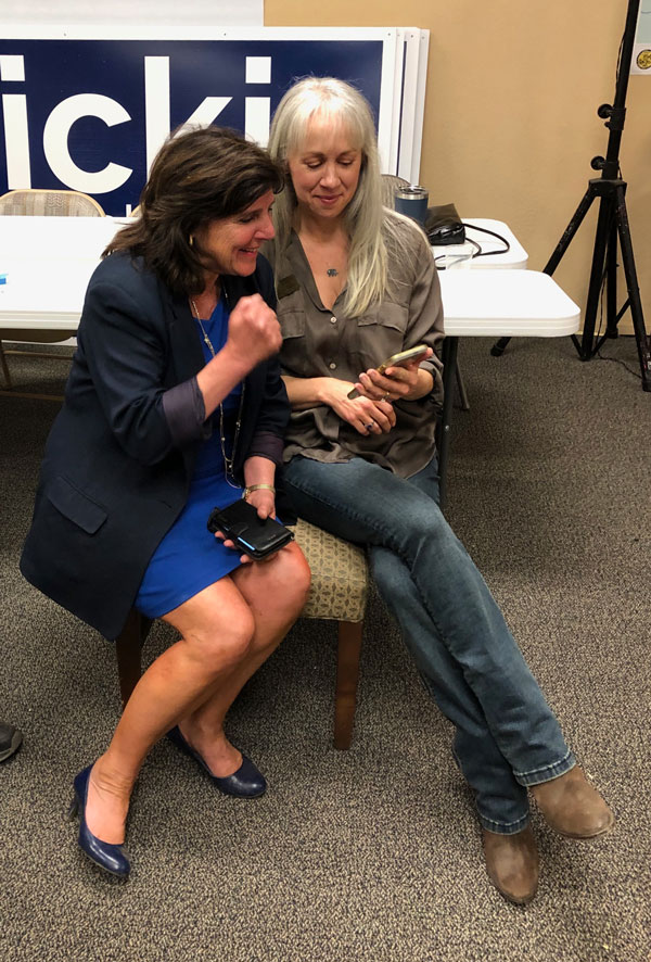 Debbie Arnold wins re-election