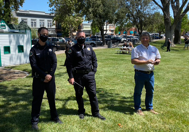 Police-chief-Ty-Lews-and-John-Hamon