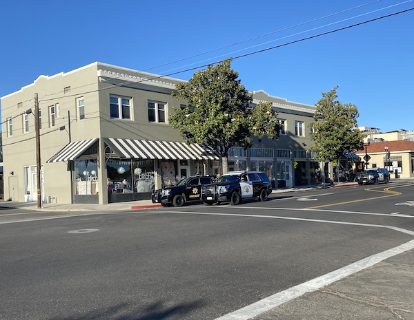 police barricades downtown paso robles