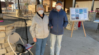 people line up for covid-19 vaccine in Paso Robles, CA