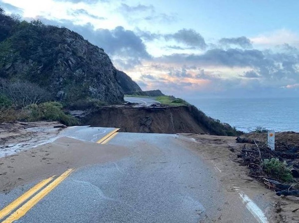Update: Section of Highway 1 washes out at Rat Creek on Big Sur Coast