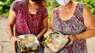 homeless shelter meals program volunteers