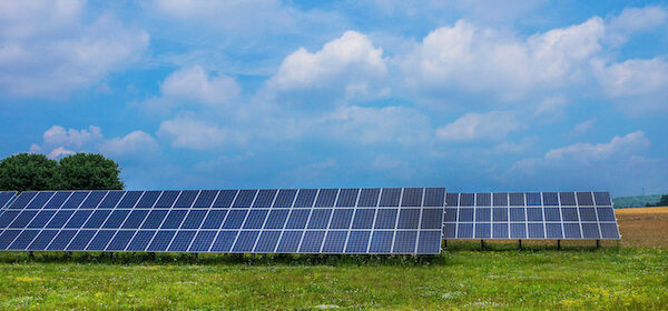 Lance’s Carpet, Window & Tile Cleaning announces solar panel cleaning services