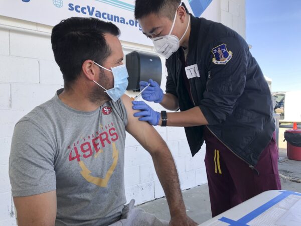 California farmworkers still face obstacles getting the vaccine