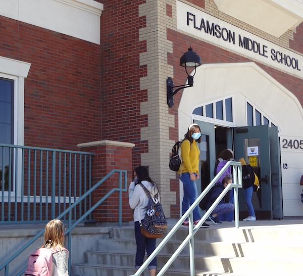 Flamson line up outside