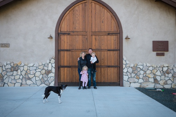 Ryan, Nicole and daughters at PAIX SUR TERRE