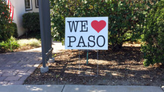 We love paso sign