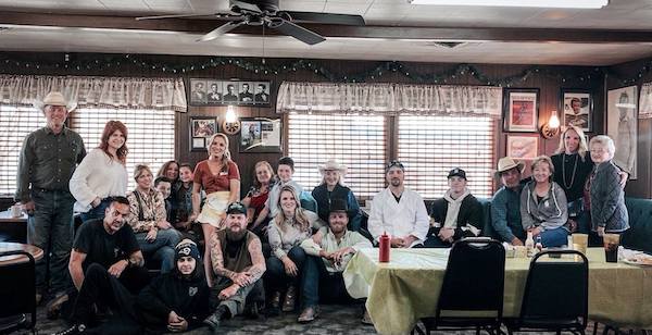 Local singer Callie Twisselman signs record deal
