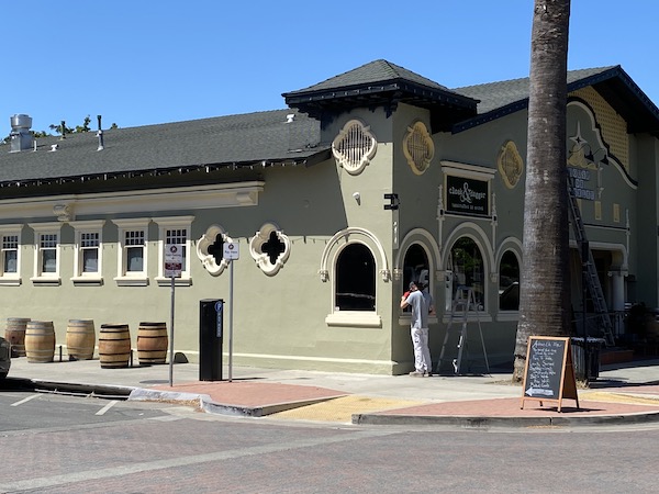 Historic bath house building gets a new paint job