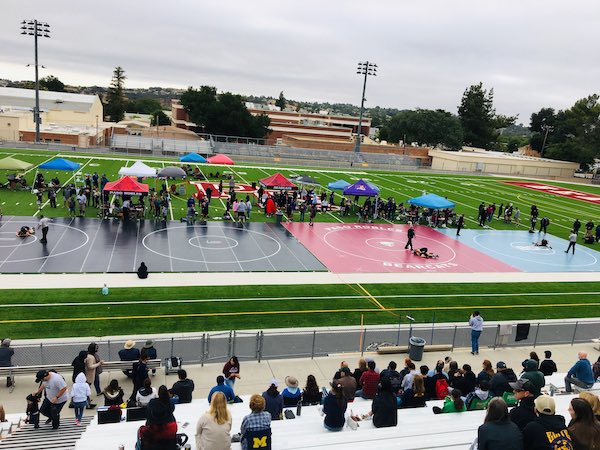 Bearcats sports update: Wrestling, diving