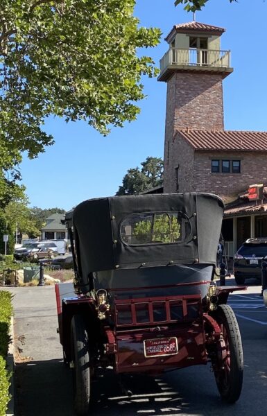 Horseless carriage at Inn
