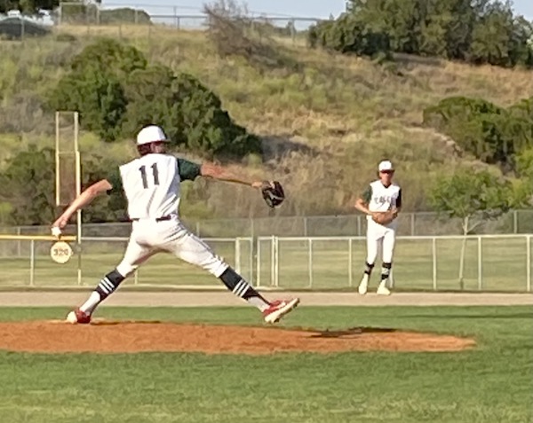 Templeton Eagles baseball team loses to Ridgeview High School