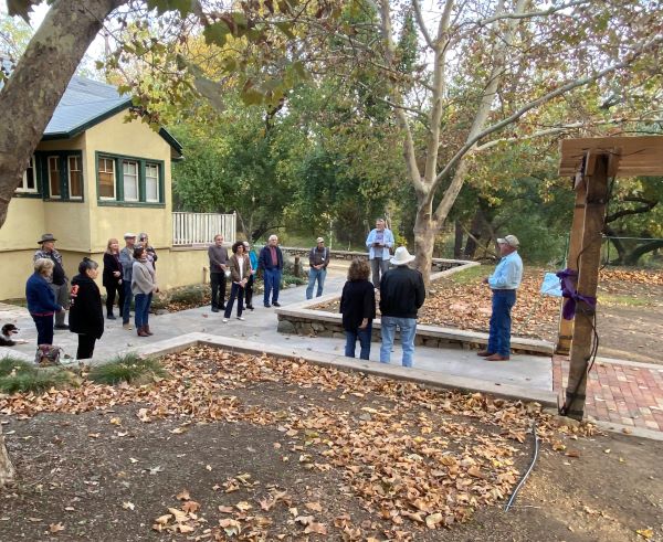 Jim Wilkins talks to crowd