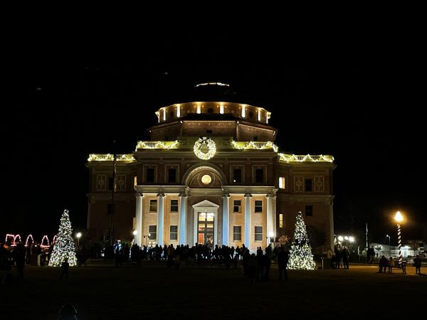 light up the rotunda atascadero