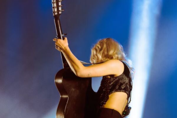 Phoebe Bridgers to perform at Vina Robles Amphitheatre