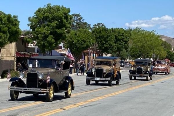 Sagebrush Older Cars