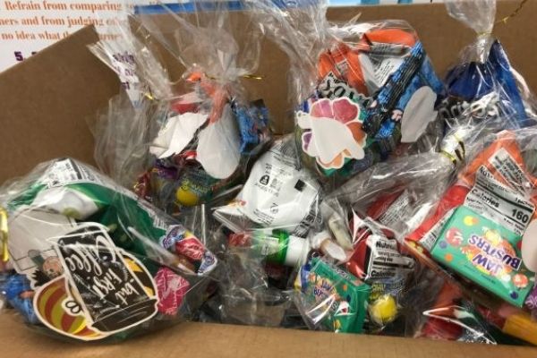 Goodie bags to raise money for ukraine
