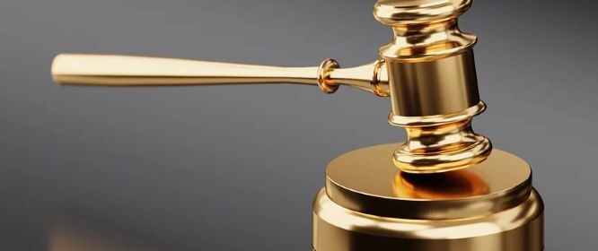 auction gavel