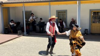 Fandango dancers