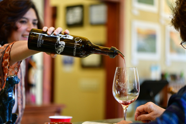 Sculpterra-Wine-Tasting