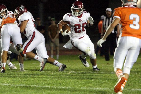 football pic bearcats vs greyhounds