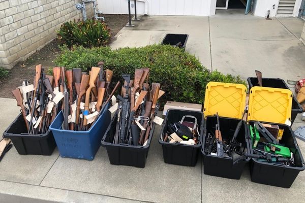 guns exchanged