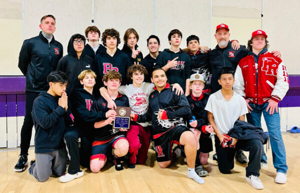 Paso-Robles-High-School-Wrestling-team-FullSizeRender