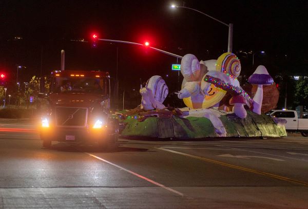 rose parade float 2