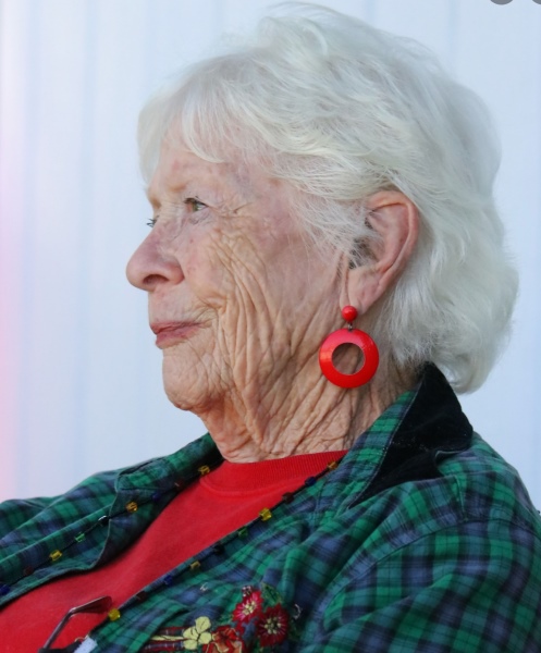 Obituary of Jacqueline Joyce Davidson Galbreath