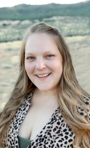 Robyn Elizabeth Mondo