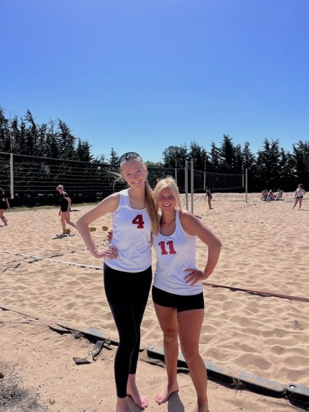 Ashlyn Daugherty and Kayley Mills
